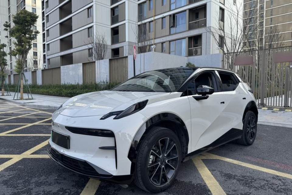 Zeekr X 2023