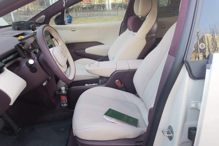 Used Zeekr X 2023 Rear-Drive YOU Edition 4 Seats Left Front Seat