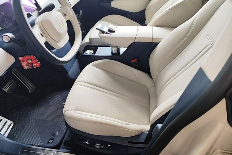 Used Zeekr X 2023 Four-Wheel Drive YOU Edition 4 Seats Left Front Seat
