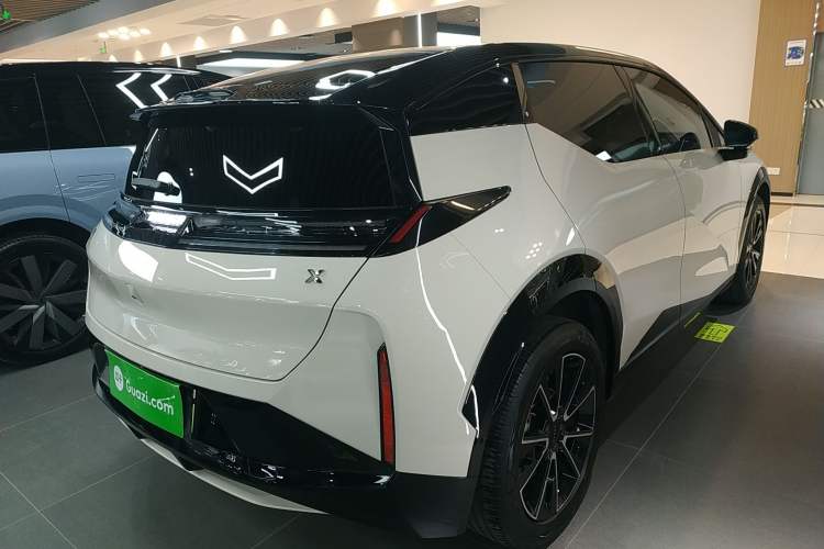 Used Zeekr X 2023 Rear-Drive YOU Edition 4 Seats Rear Right 45 Deg