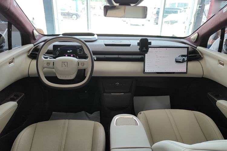 Used Zeekr X 2024 Four-Seat Rear-Drive Version Center Console