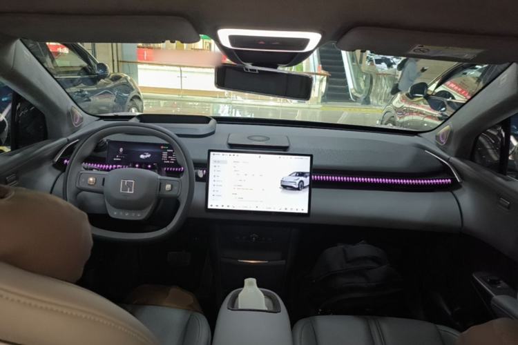 Used Zeekr X 2024 Four-Seat Rear-Drive Version Center Console