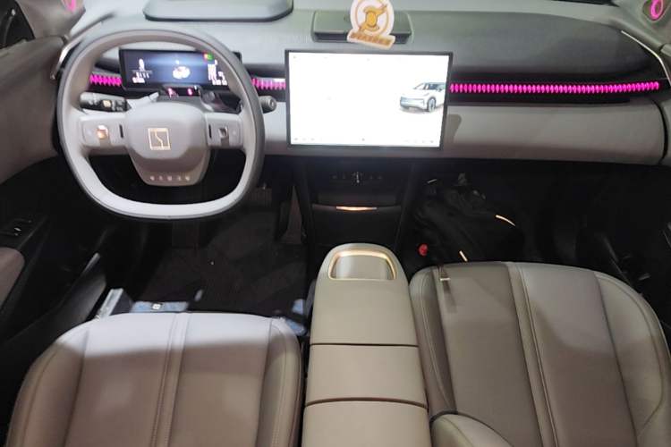 Used Zeekr X 2024 Four-Seat Rear-Drive Version Center Console
