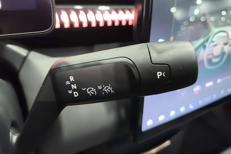 Used Zeekr X 2024 Four-Seat Rear-Drive Version Gear Lever
