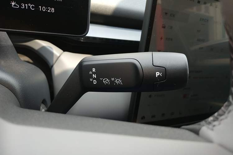 Used Zeekr X 2024 Four-Seat Rear-Drive Version Gear Lever
