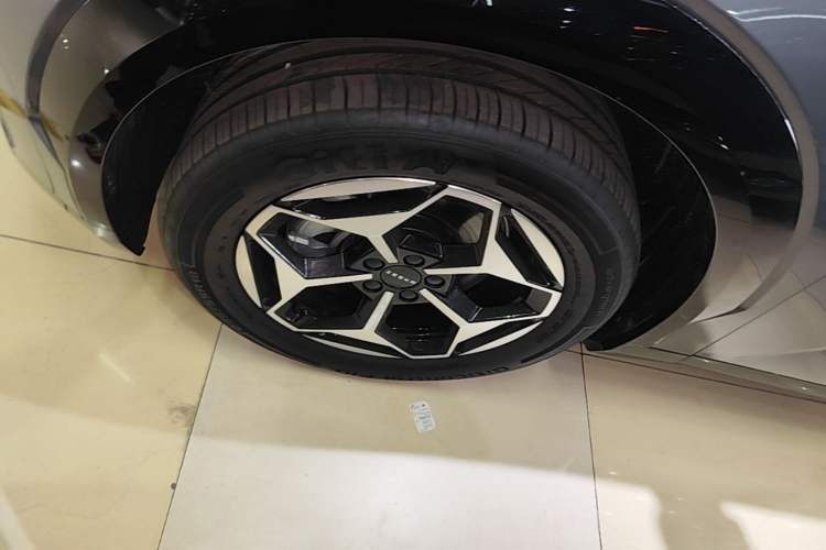 Used Zeekr X 2024 Four-Seat Rear-Drive Version Left Front Wheel Hub