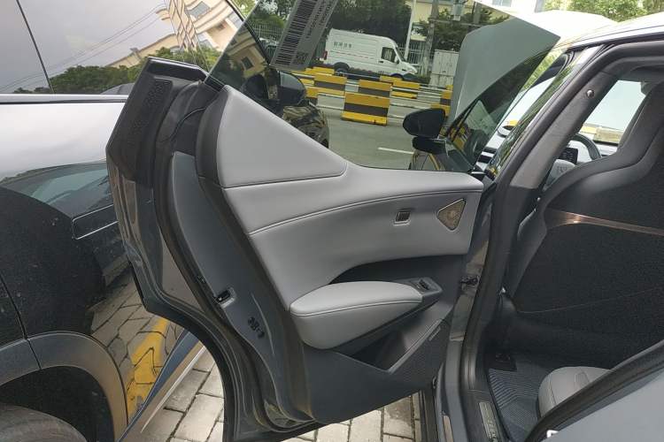 Used Zeekr X 2024 Four-Seat Rear-Drive Version Left Rear Door Interior