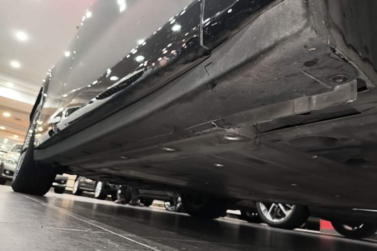Used Zeekr X 2024 Four-Seat Rear-Drive Version Right Side Sill