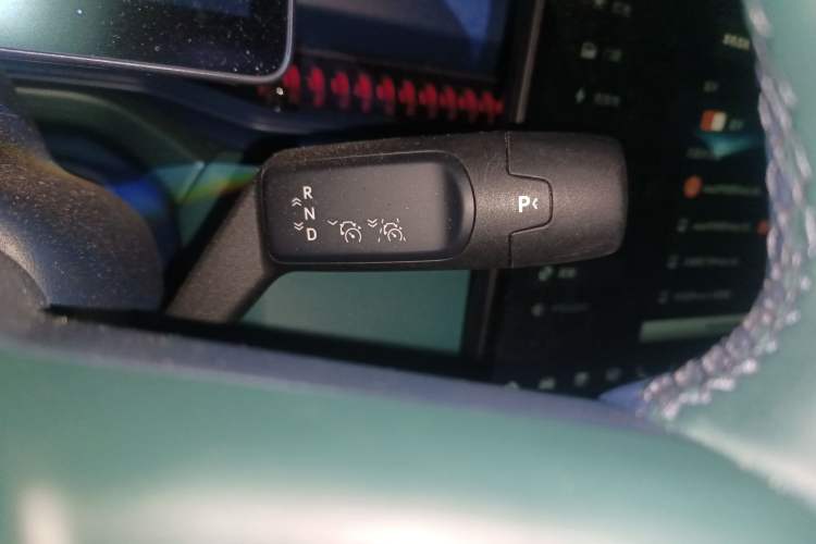 Used Zeekr X 2024 Five-Seater Four-Wheel Drive Gear Lever