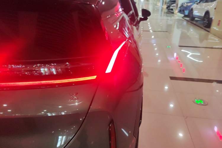 Used Zeekr X 2024 Four-Seat Rear-Drive Version Right Rear Taillight