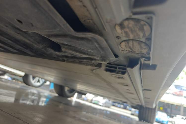Used Zeekr X 2024 Four-Seat Rear-Drive Version Right Side Sill