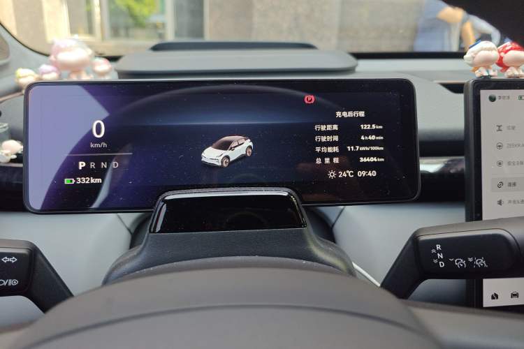 Used Zeekr X 2024 Four-Seat Rear-Drive Version Odometer Close Up