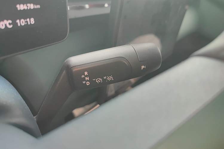 Used Zeekr X 2024 Four-Seat All-Wheel-Drive Version Gear Lever