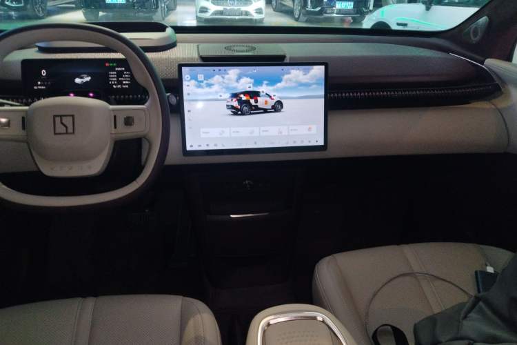 Used Zeekr X 2024 Five-Seater Four-Wheel Drive Audio And AC Panel