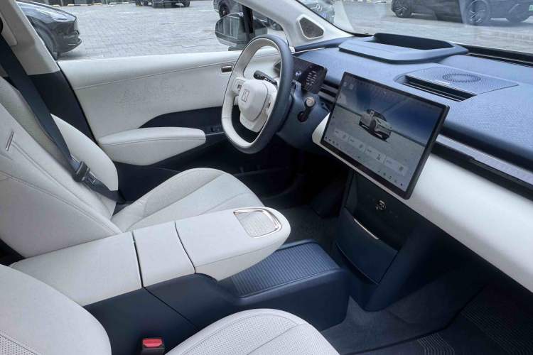Used Zeekr X 2024 Five-Seater Four-Wheel Drive Interior 5