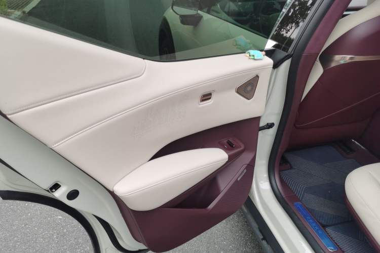 Used Zeekr X 2024 Four-Seat All-Wheel-Drive Version Interior 6