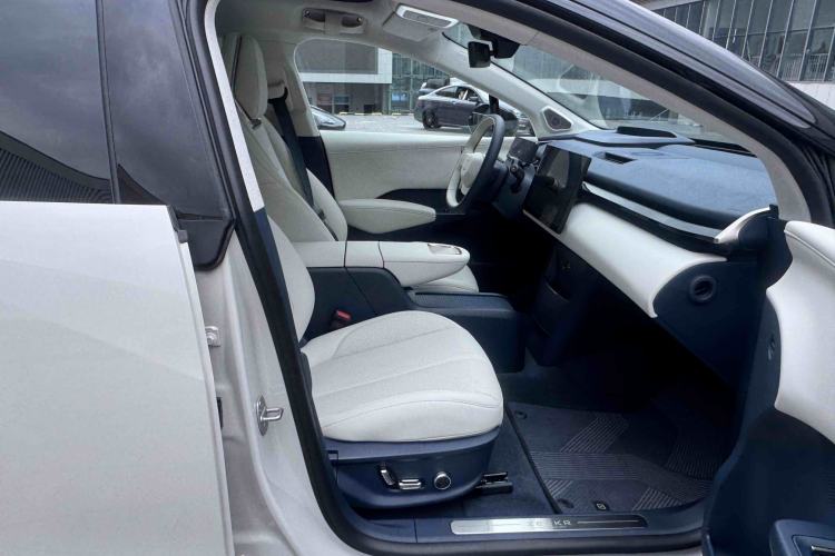 Used Zeekr X 2024 Five-Seater Four-Wheel Drive Interior 7
