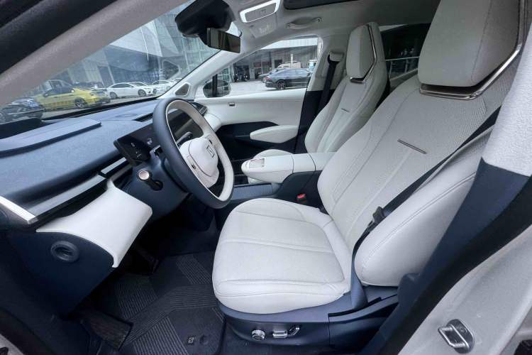 Used Zeekr X 2024 Five-Seater Four-Wheel Drive Interior 9