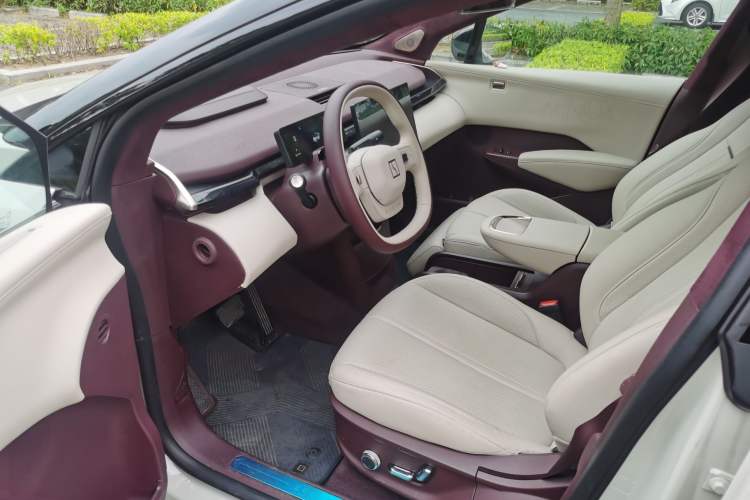 Used Zeekr X 2024 Four-Seat All-Wheel-Drive Version Left Front Seat