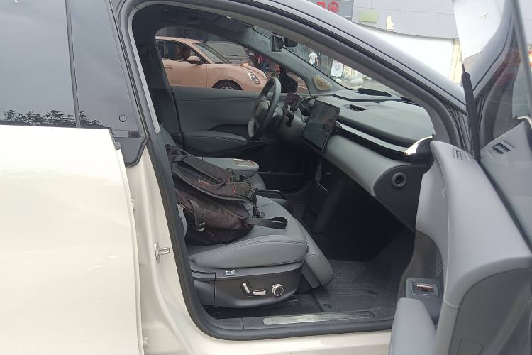 Used Zeekr X 2024 Four-Seat Rear-Drive Version Right Front Seat