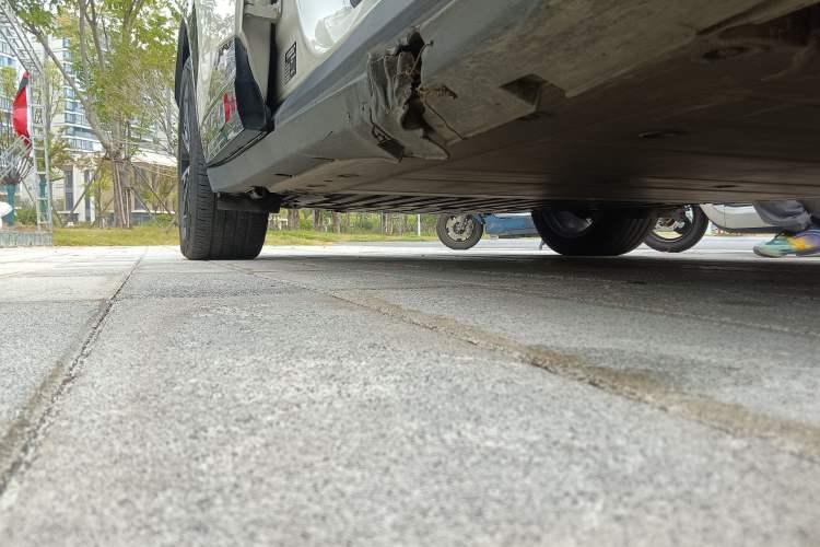Used Zeekr X 2024 Four-Seat Rear-Drive Version Right Side Sill