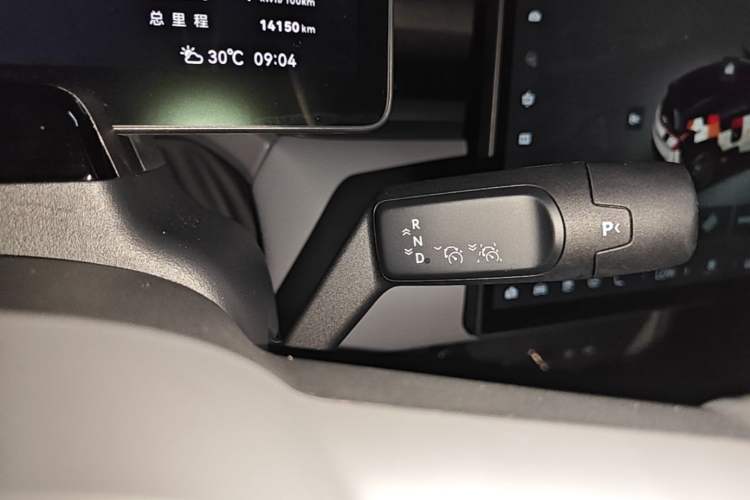 Used Zeekr X 2024 Four-Seat Rear-Drive Version Gear Lever