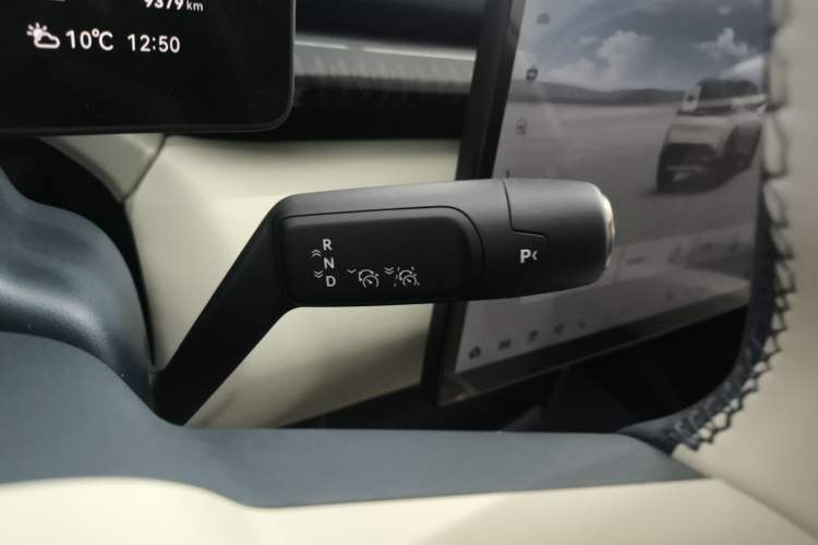 Used Zeekr X 2024 Five-Seater Four-Wheel Drive Gear Lever
