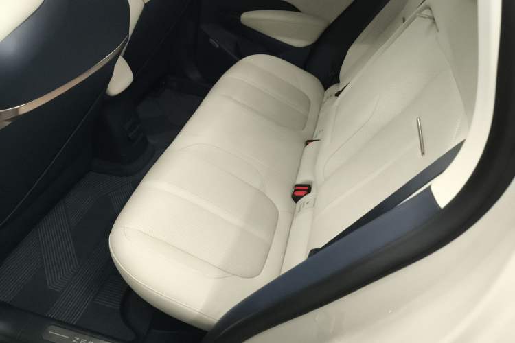 Used Zeekr X 2024 Five-Seater Four-Wheel Drive Left Rear Seat