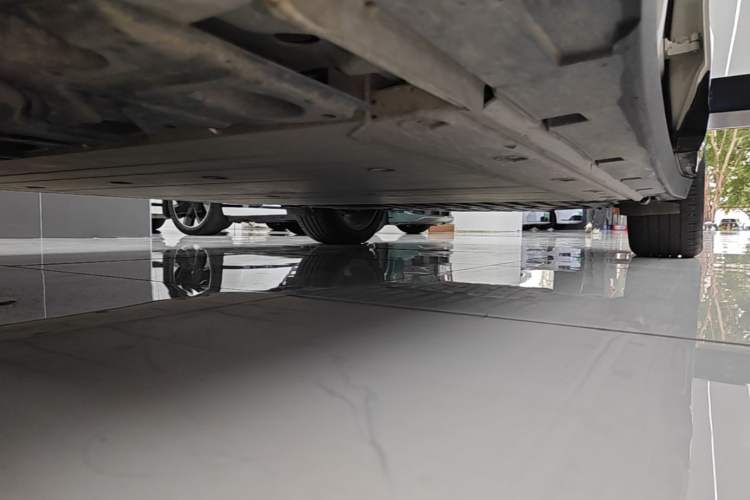Used Zeekr X 2024 Four-Seat Rear-Drive Version Left Side Sill