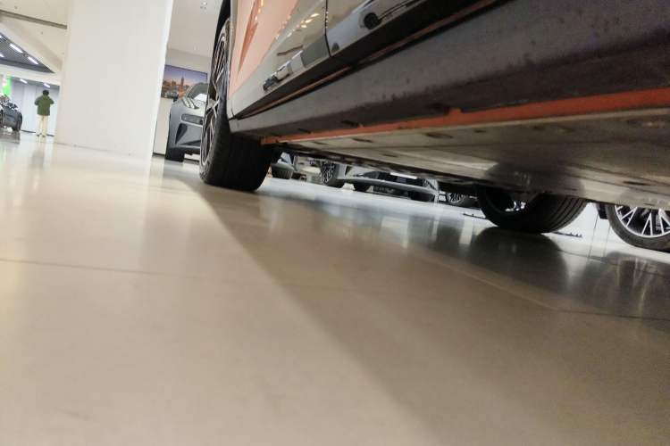 Used Zeekr X 2024 Five-Seater Four-Wheel Drive Left Side Sill