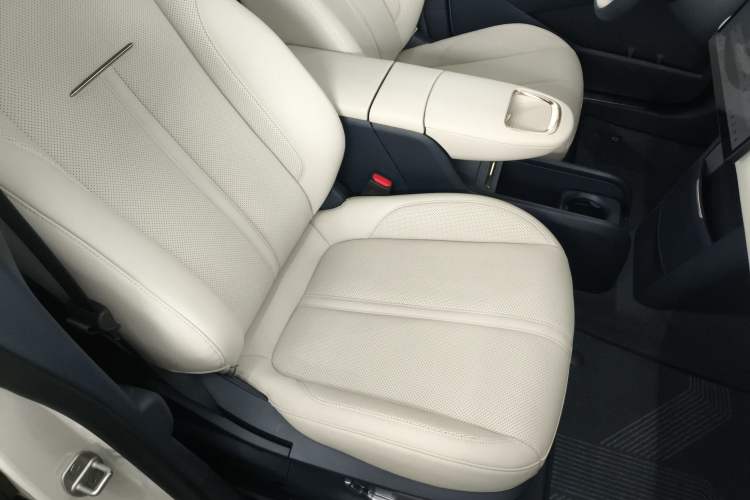 Used Zeekr X 2024 Five-Seater Four-Wheel Drive Right Front Seat