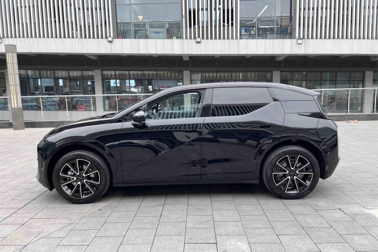 Used Zeekr X 2025 5-Seater Long-Range Version Exterior 9