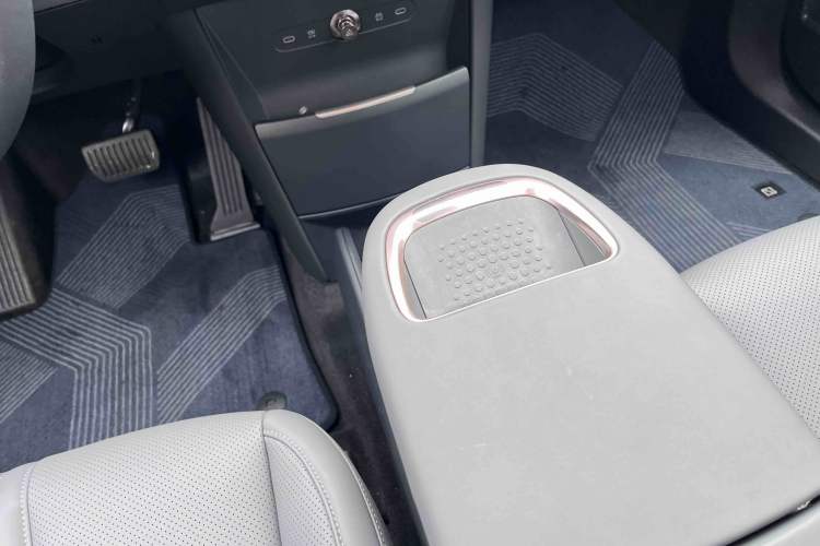 Used Zeekr X 2025 5-Seater Long-Range Version Interior 14
