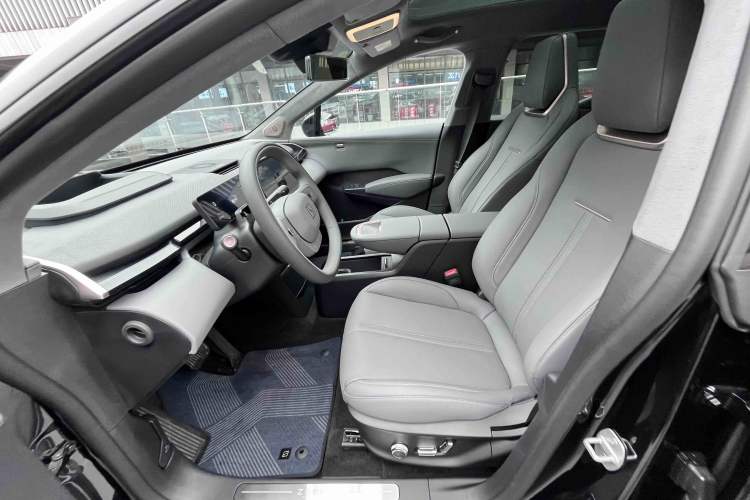 Used Zeekr X 2025 5-Seater Long-Range Version Interior 5