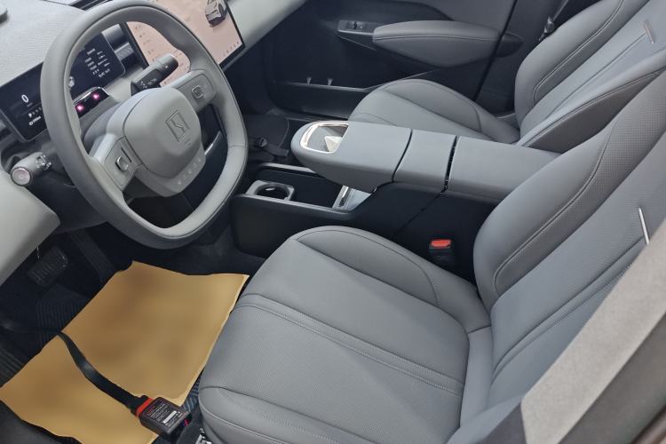 Used Zeekr X 2025 5-Seater Long-Range Version Left Front Seat