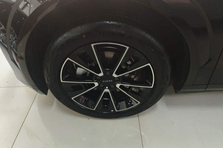 Used Zeekr X 2025 5-Seater Long-Range Version Left Front Wheel Hub