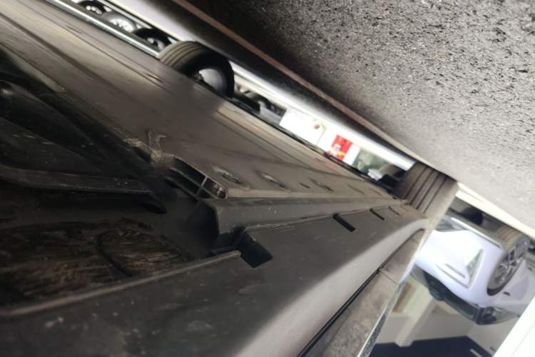 Used Zeekr X 2025 5-Seater Long-Range Version Left Side Sill