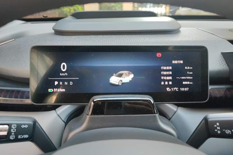 Used Zeekr X 2025 5-Seater Four-Wheel Drive Sport Version Odometer Close Up