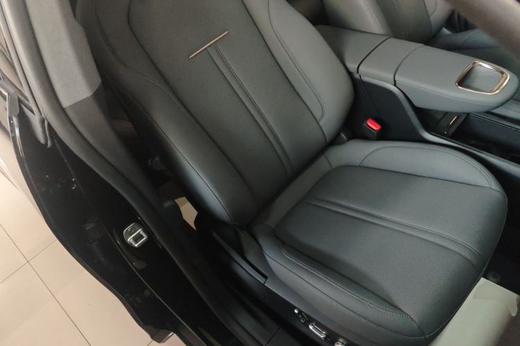 Used Zeekr X 2025 5-Seater Long-Range Version Right Front Seat