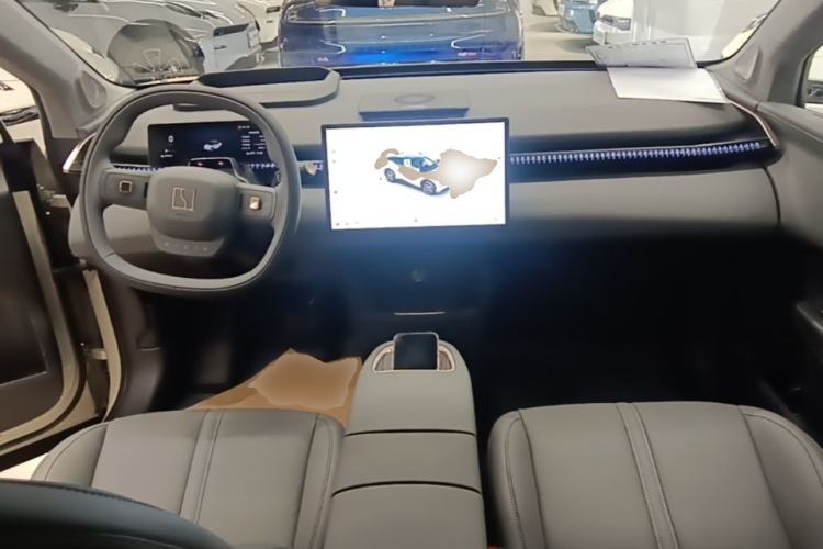 Used Zeekr X 2025 Four-Seater Rear-Drive Cube Version Center Console