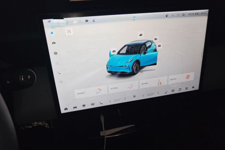 Used Zeekr X 2025 5-Seater Rear-Drive Version Audio And AC Panel