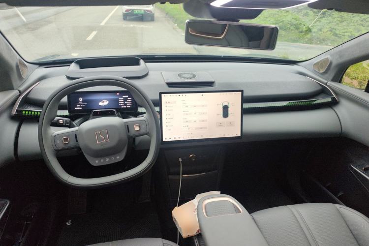 Used Zeekr X 2025 5-Seater Rear-Drive Version Center Console