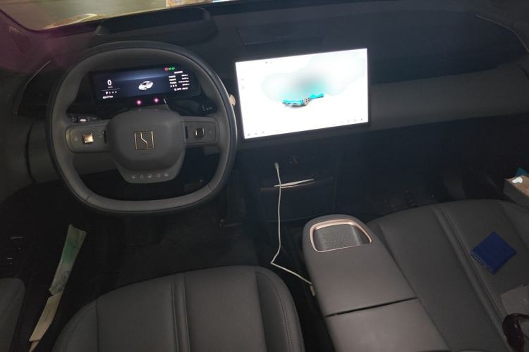 Used Zeekr X 2025 5-Seater Rear-Drive Version Center Console