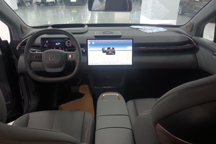 Used Zeekr X 2025 5-Seater Long-Range Version Center Console