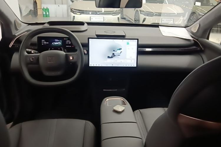 Used Zeekr X 2025 5-Seater Rear-Drive Version Center Console