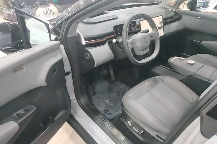 Used Zeekr X 2025 5-Seater Long-Range Version Driver Seat