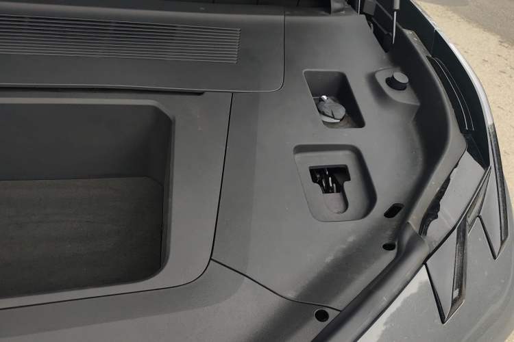 Used Zeekr X 2025 5-Seater Rear-Drive Version Engine Bay Left