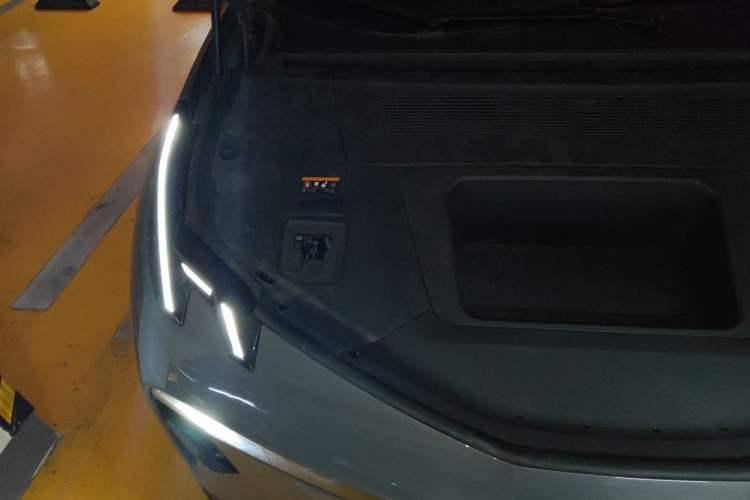 Used Zeekr X 2025 5-Seater Rear-Drive Version Engine Bay Right