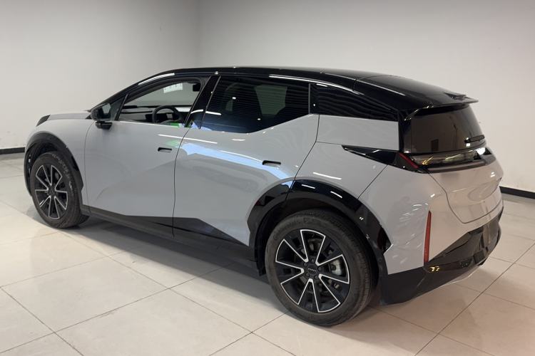 Used Zeekr X 2025 5-Seater Long-Range Version Exterior 1