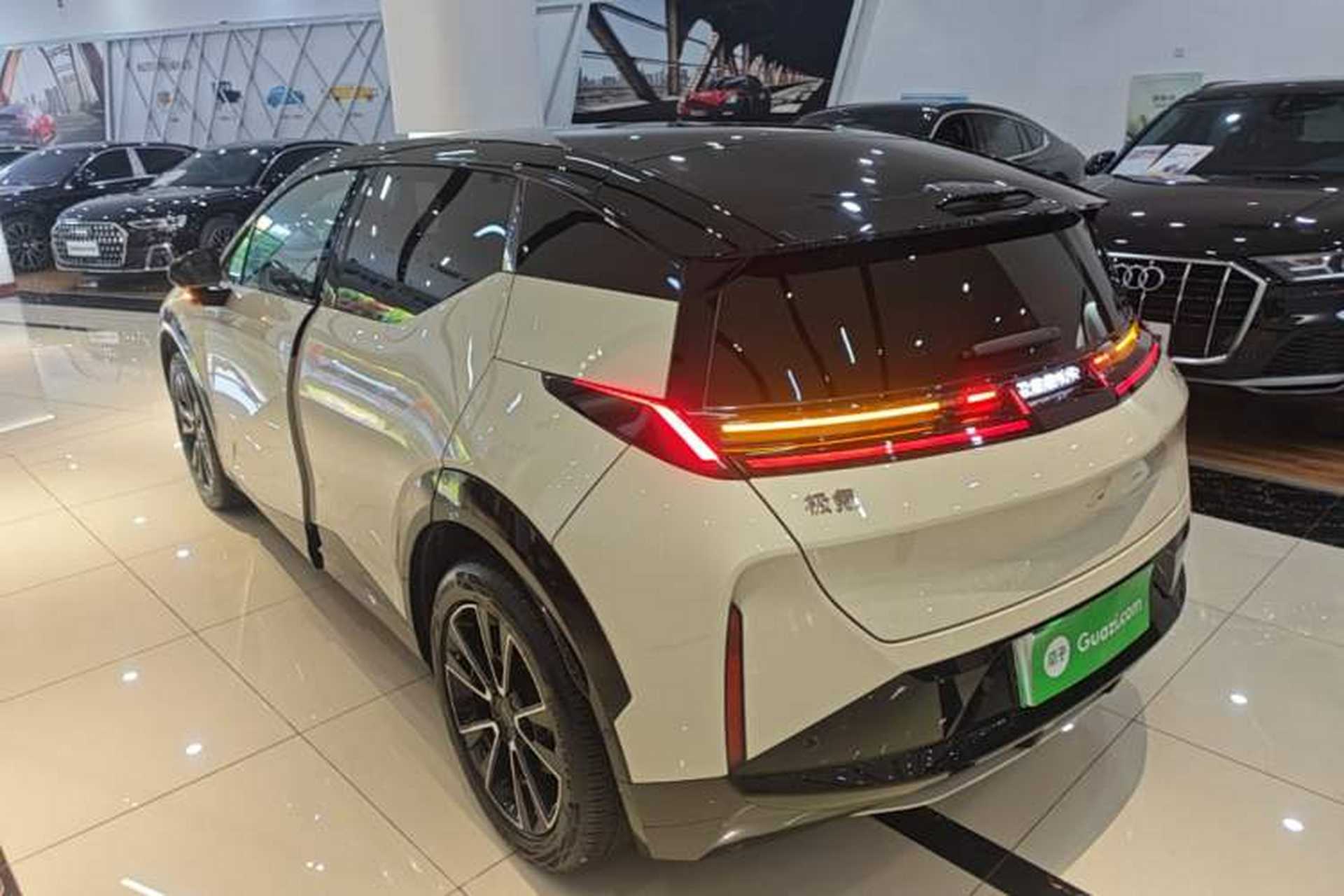 Used Zeekr X 2025 Four-Seater Rear-Drive Cube Version Exterior 2